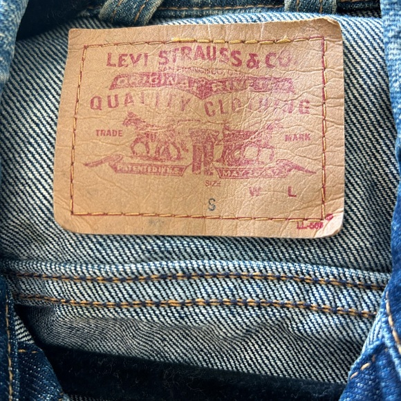 Y2K Levi's Women's Trucker Jean Jacket, Denim Button Down Small, Western VINTAGE - Picture 8 of 8